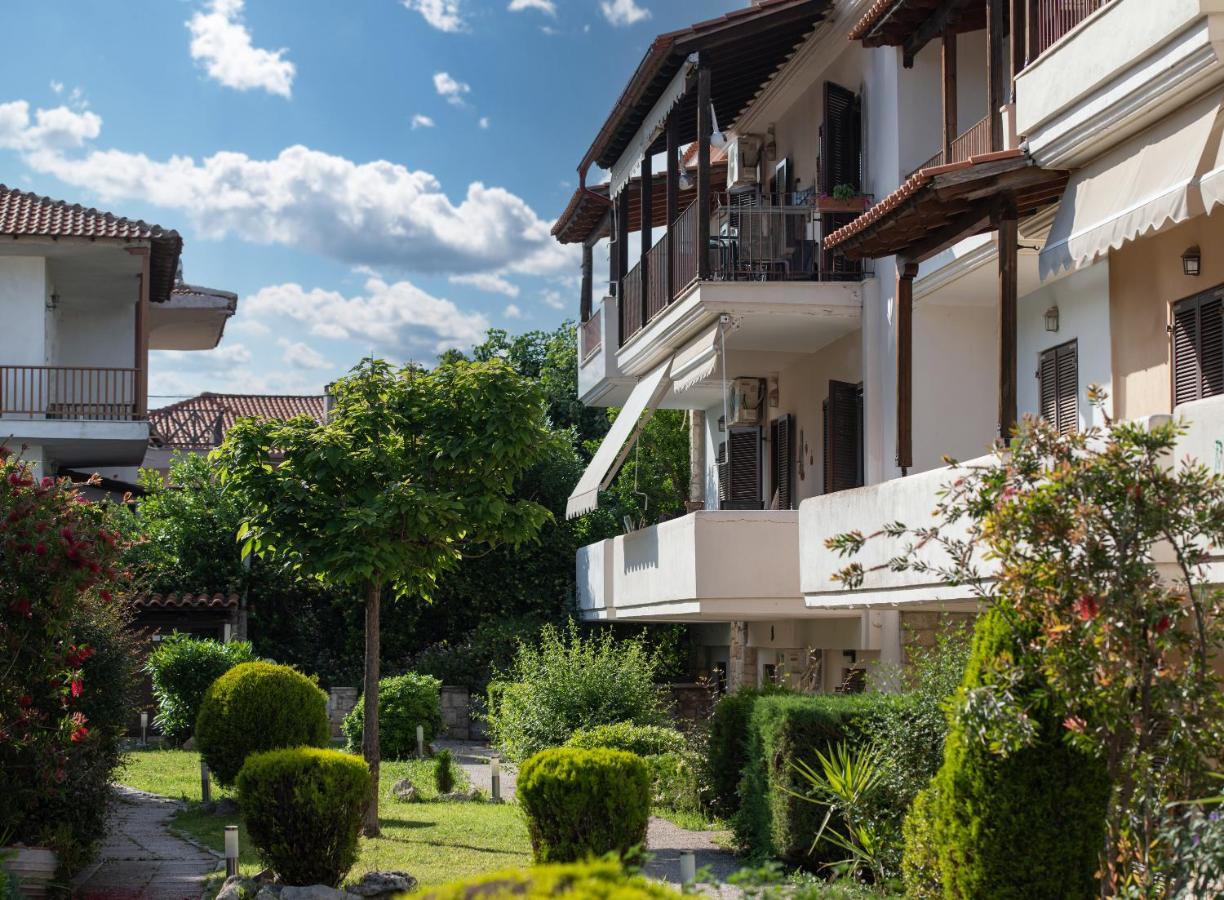 Antique Apartment Áfitos Exterior foto